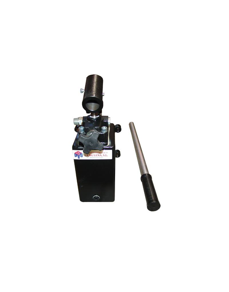 BOMBA MANUAL 2L S/E HIERRO CON PALANCA